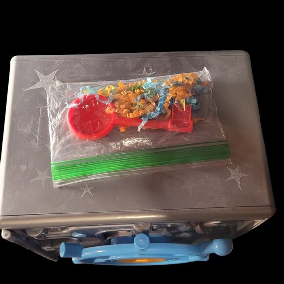 Ryan's World Spy Vault - Picture 6 of 7